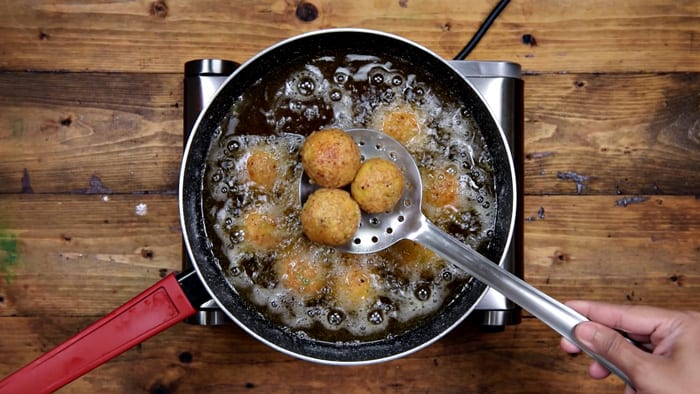 Fried corn cheese balls ready to serve.